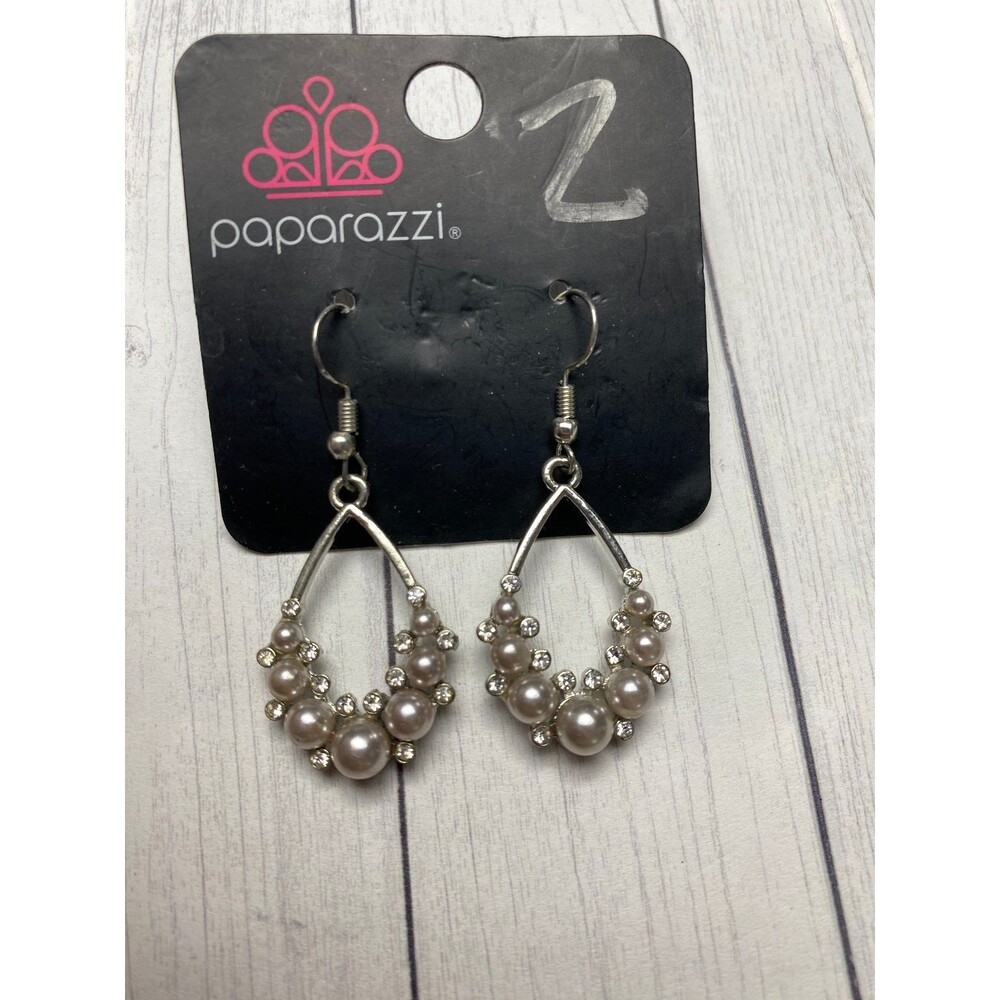 Paparazzi Teardrop Earrings 1 Pair Faux Pearl Rhinestone Silver Tone
